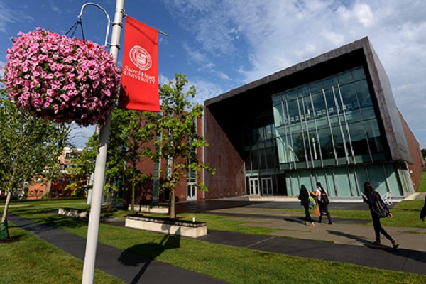 Sacred Heart University's Frank and Marisa Martire Business & Communications Center - photo by Tracy Deer-Mirek 8/11/16