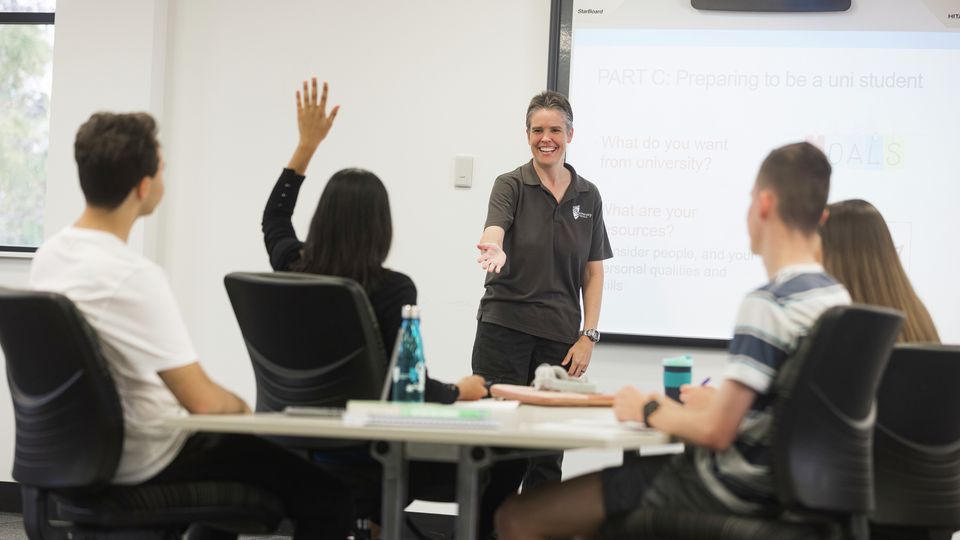 central queensland university class