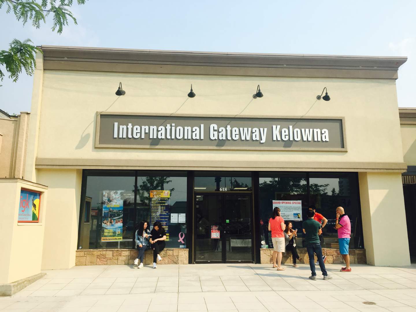 international gateway kelowna