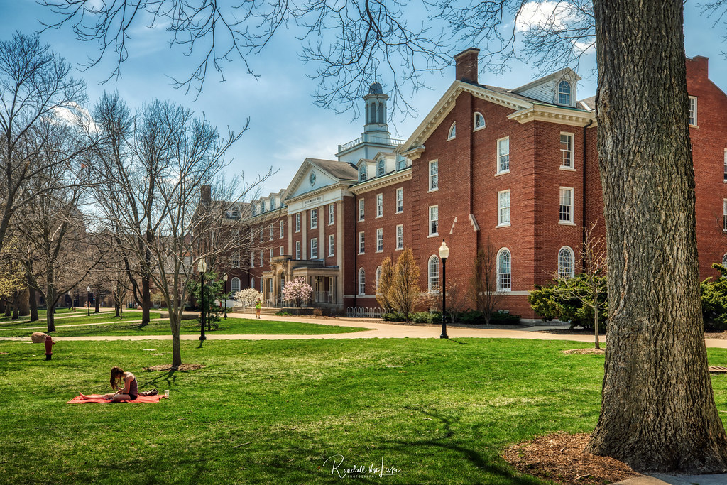 illinois state university building 2