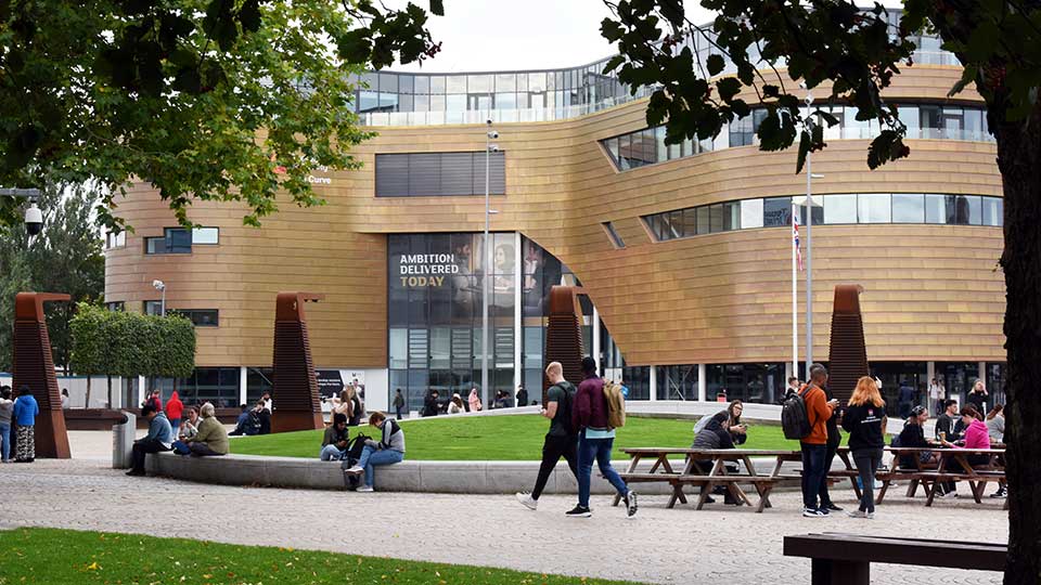 teesside university building 3