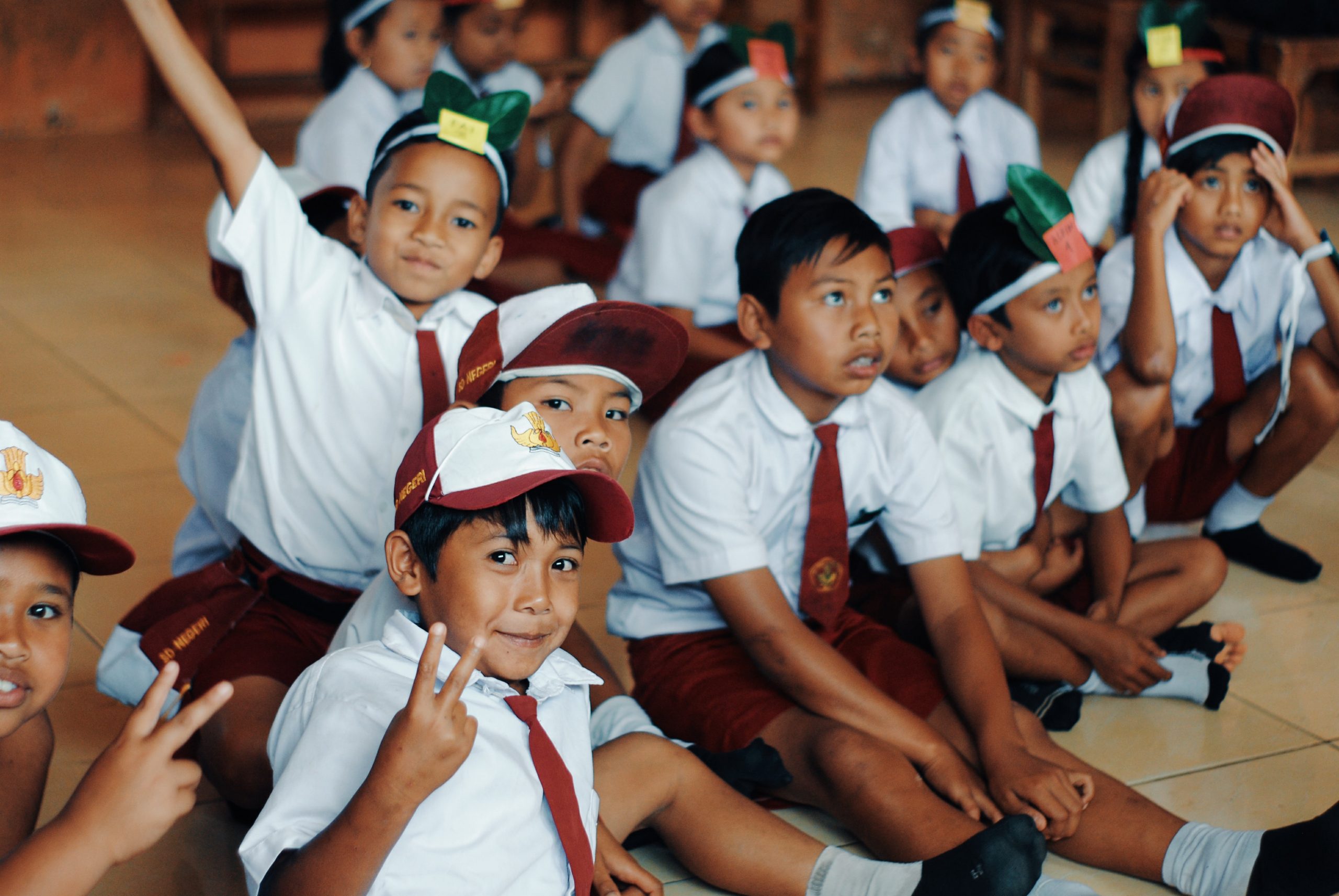 Pengaruh Lingkungan Sekolah terhadap Prestasi Anak