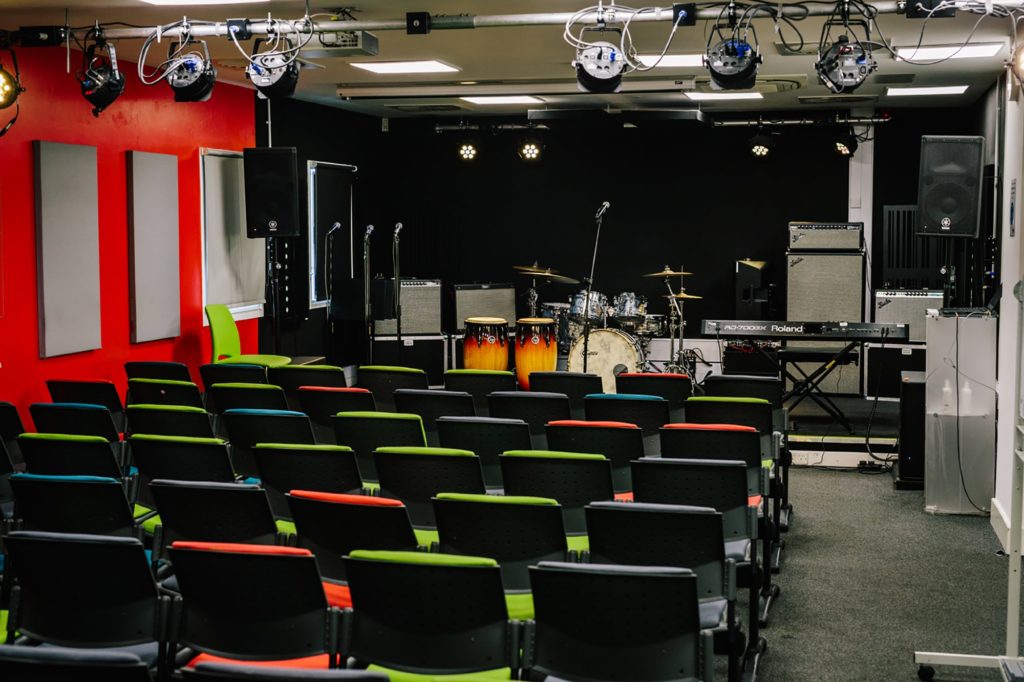 bimm-london-facilities-live-room-wide-1024x682